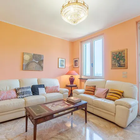 Apartman Colle Degli Ometti Vintage Chic Flat Genova