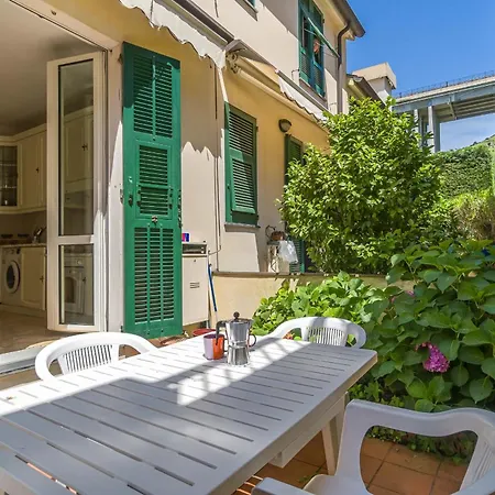 Colle Degli Ometti Vintage Chic Flat