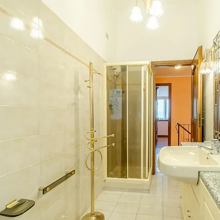 Colle Degli Ometti Vintage Chic Flat